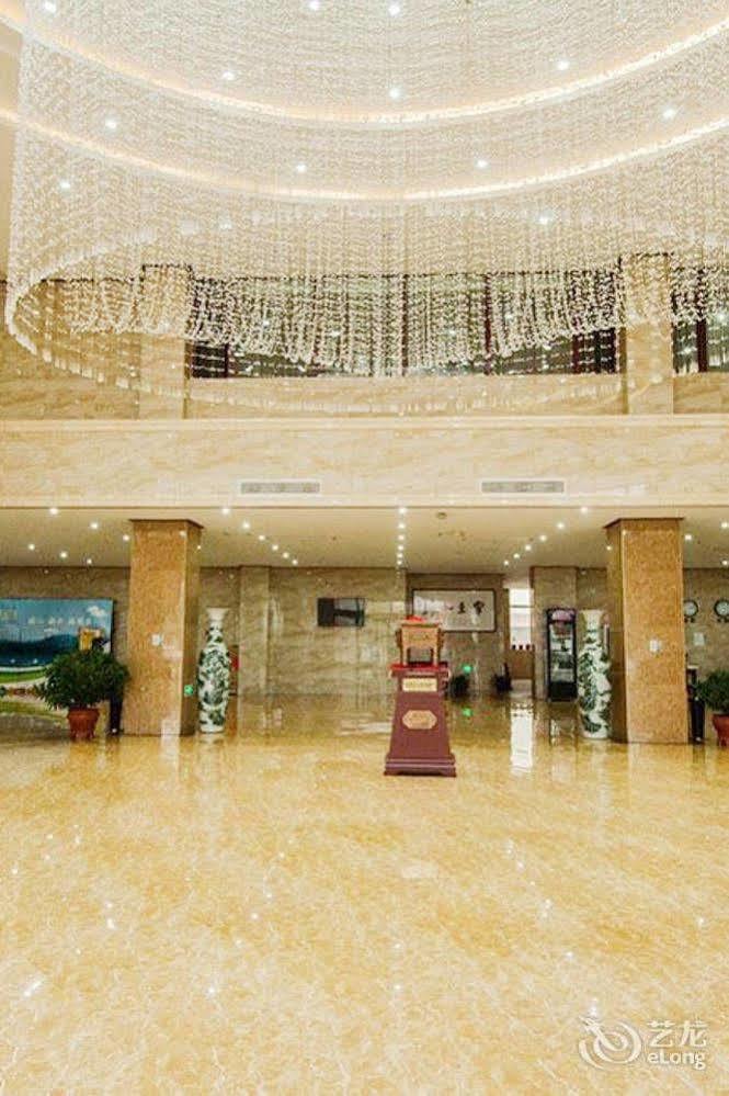 Splendid Oriental Business Hotel Tiencsin Kültér fotó