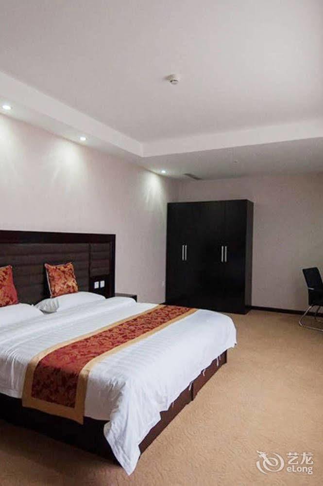 Splendid Oriental Business Hotel Tiencsin Kültér fotó